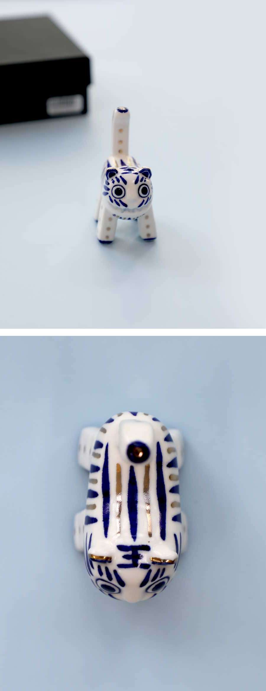 White Porcelain Blue and White Tiger Ceramic (Mini) <2023 Mujz Competition Selected Work>