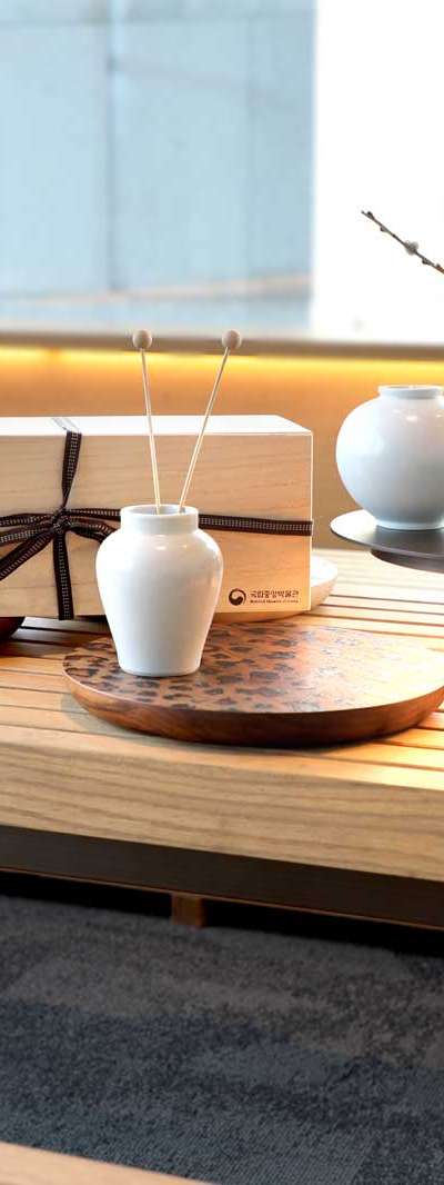 Joseon White Porcelain Artifact Replica Set