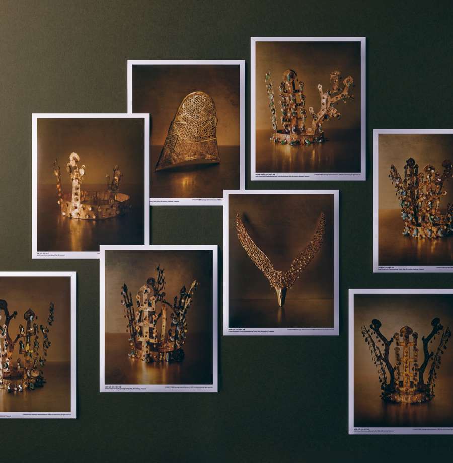 Gyeongju Gold Crown Art Print - National Gyeongju Museum Specialty Product (Collaboration with Photographer Koo Boun-chang)
