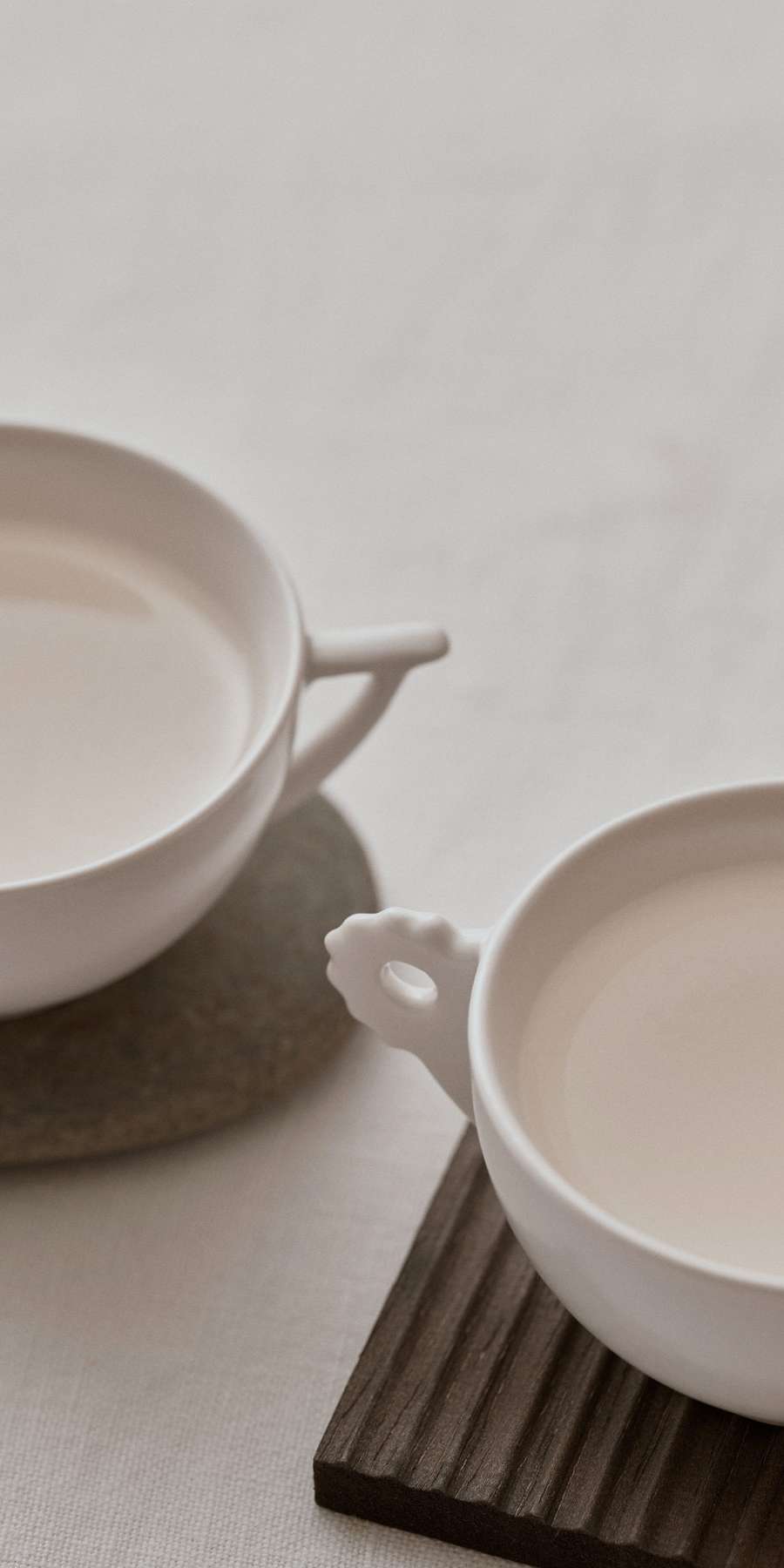 White Porcelain Ewer Cup Set <New Nation, New Art: Early Joseon Art Exhibition>