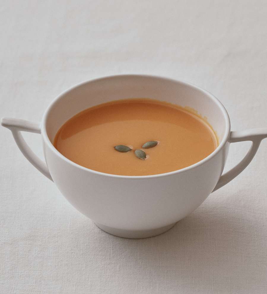 White Porcelain Ram Yogurt Ball (A) <New Realm New Art: Early Joseon Art Exhibition>