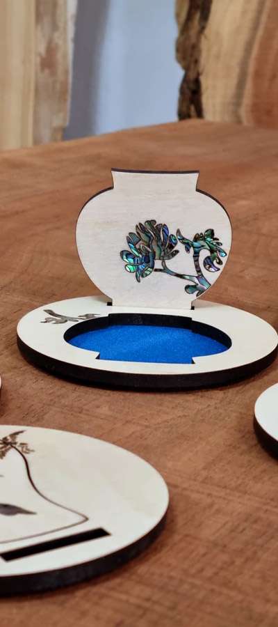 Ceramic Inlaid Mother-of-Pearl Coaster <National Gwangju Museum Ceramic Culture Center Exclusive Product>