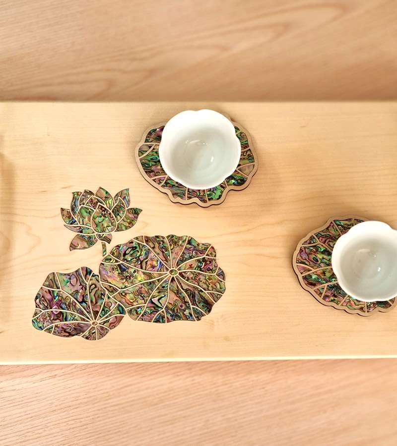 Lotus Flower Mother-of-Pearl Tray <National Gwangju Museum Ceramics Culture Center Specialty Product>