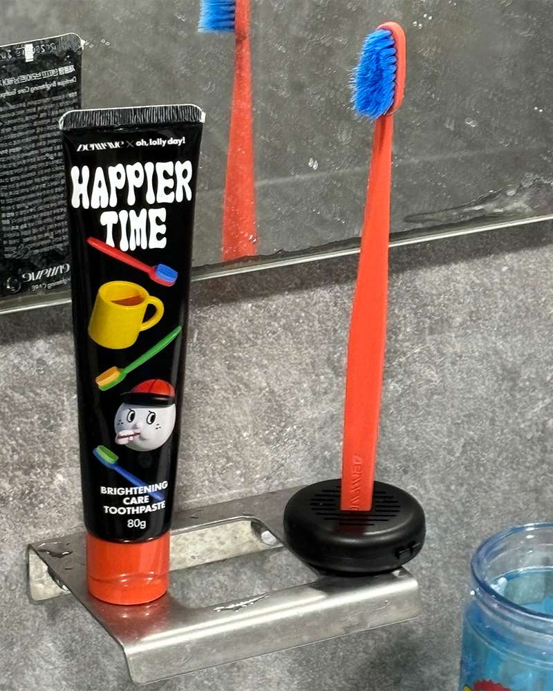 It's Hard to Find Such a Pretty and Fresh Toothbrush Set