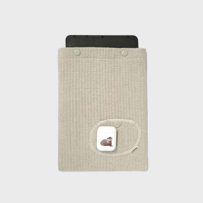 Every Angle Pouch