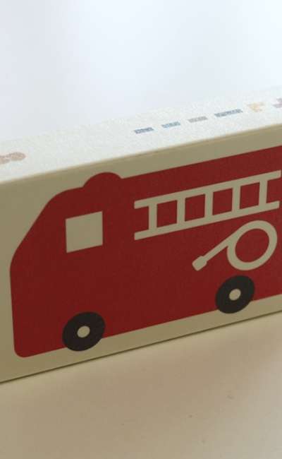 [Gouber] Gouber Crayon Block Firetruck 2