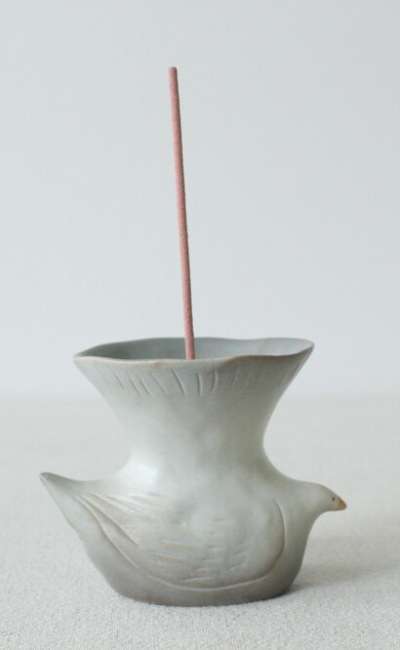 Bright Room Mountain Finch Incense Holder