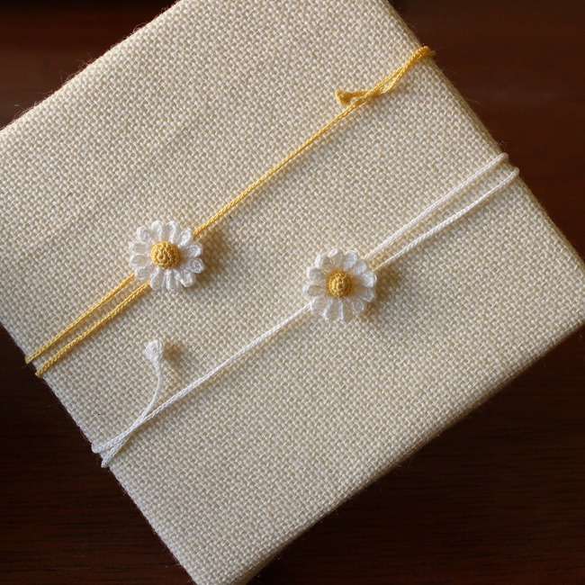 Daisy Flower Bracelet