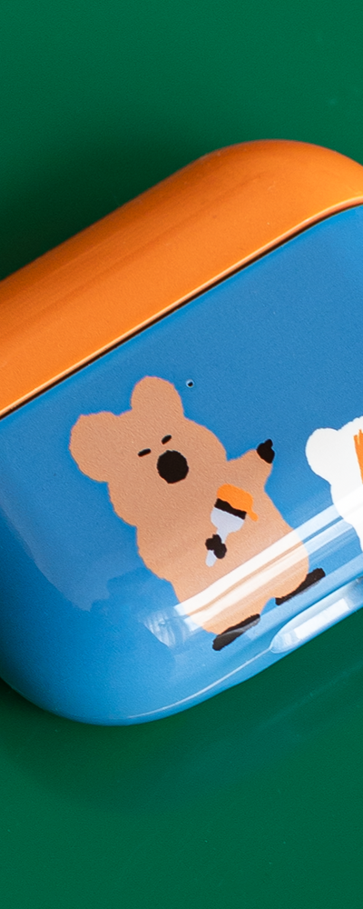 Marshville Painters AirPodsケース