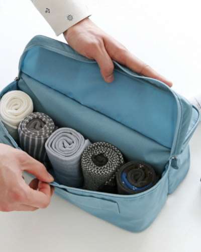 DIVIDED UNDERWEAR POUCH 旅行用下着ポーチ