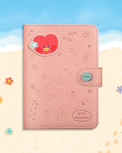 BT21 minini レザーパッチ パスポートカバー [バカンス] - タタ(TATA)