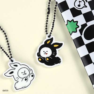 BT21 Acrylic Simple Keyring [BLACK RABBIT] - CHIMMY