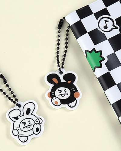 BT21 アクリル シンプル キーリング [BLACK RABBIT]- シューキ(SHOOKY)