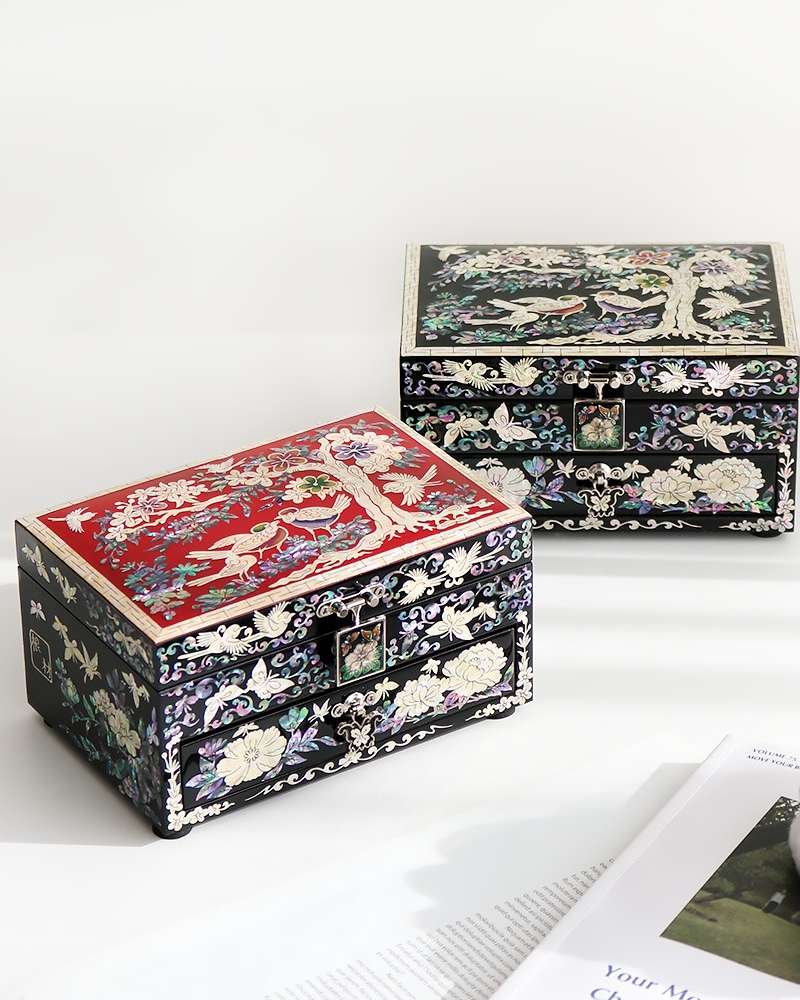 Langjae Mother-of-Pearl Lacquerware Korea Jewelry Box with Plum Blossom and Butterfly Design 1-Drawer 16cm