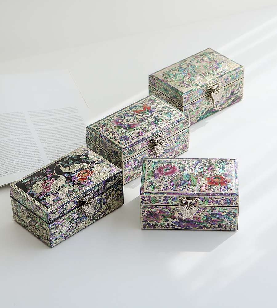 Mother-of-Pearl Lacquerware Korea Traditional Korean Craft Colored Mother-of-Pearl Mini Jewelry Box 13.5cm