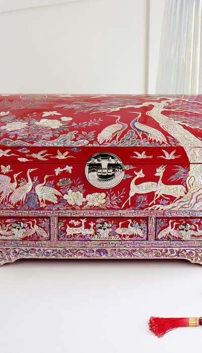 Mother-of-Pearl Lacquerware Korea Flower and Crane Drawer Jewelry Box Red 32cm