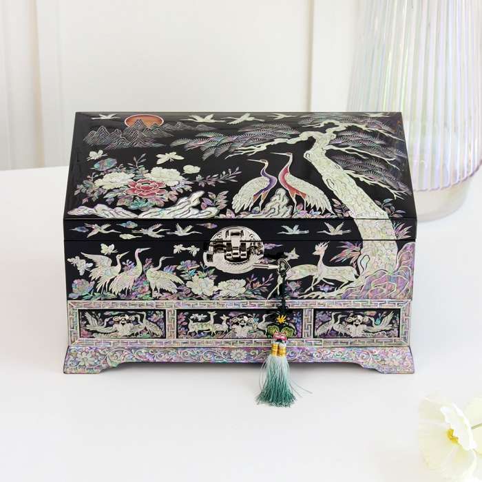 Najeonchilgi Korea Crane and Flower Mother-of-Pearl Jewelry Box with Drawer 32cm Black