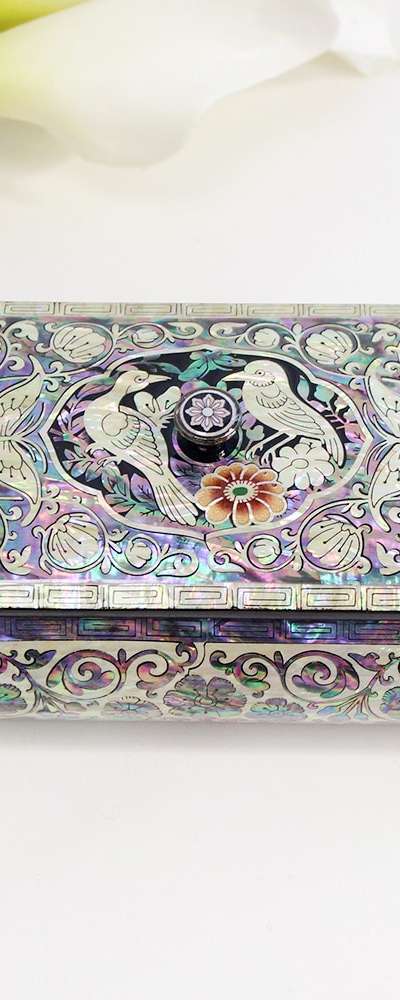 Nacre Korea Traditional Korean Mother-of-Pearl Inlay Scrolling Flower Premium Inlay Box