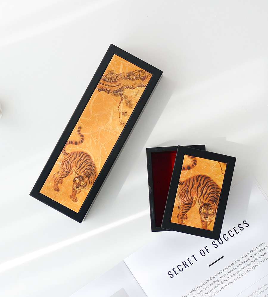 (2-Piece Set) Premium Handmade Korean Hanji Brush Case + Business Card Holder (Tiger Painting)