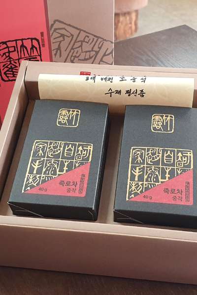 チョ・テヨン皮革路茶 中作(緑茶) 80g 智異山オーガニック手作り緑茶