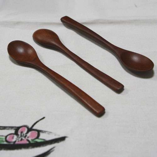 Lacquered Jujube Wood Tea Spoon 1pc - Standard 14.2cm