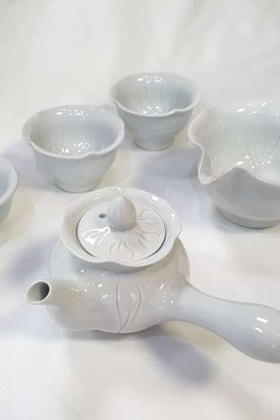高級白磁蓮葉3人用茶器セットギフトセット