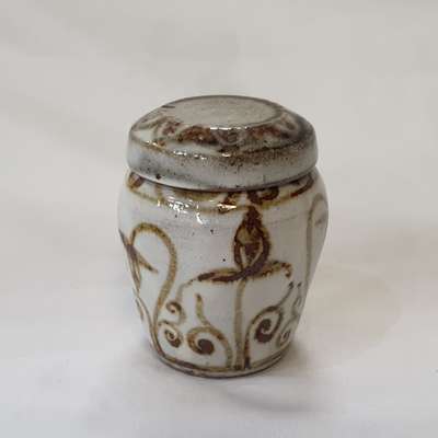 Cha-ho Buncheong Iron-oxide Pattern Tea Canister