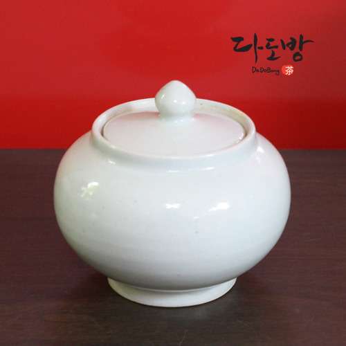 Handoyo Seo Gwang-soo Master Traditional White Porcelain Tea Caddy No. 1 - Limited Edition