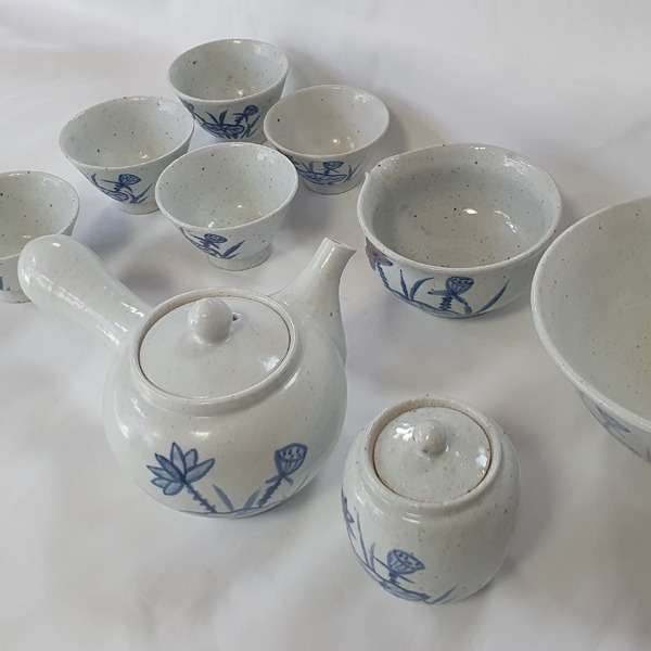 [Handoyo] Lotus Pattern 5-Person Tea Set - Masterpiece by Korean Master Artisan No. 14 Seo Gwang-su