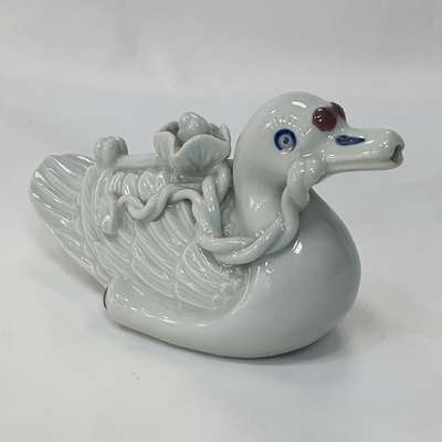 Duck-Shaped Water Dropper by Master Artisan Haelim Lee Chun-gyu, Intangible Cultural Heritage Holder – Recommended Gift