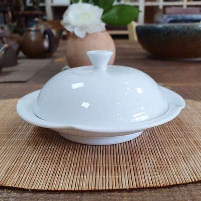 Shin White Porcelain Lotus Leaf Dasik Box (Medium) / Dasik Plate + Lid Set