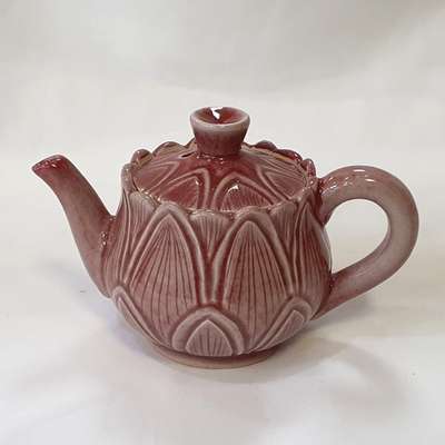 Handoyo Lotus Bud Cinnabar Teapot - Masterpiece by Seo Gwang-soo, Korean Master Craftsman No. 14