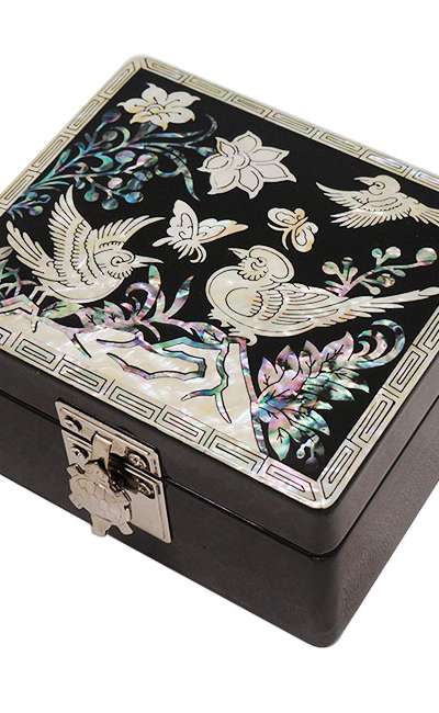 螺鈿亀甲型ジュエリーボックス 花鳥 黒色
