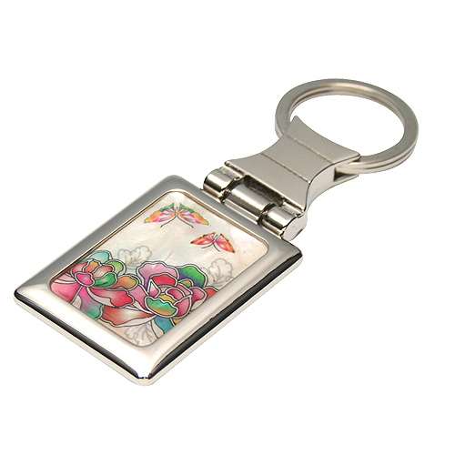 Mother-of-Pearl Square Keyring with White Magnolia Pattern