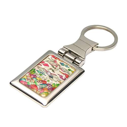 Mother-of-Pearl Square Keyring with Crane and Pine Motif, White