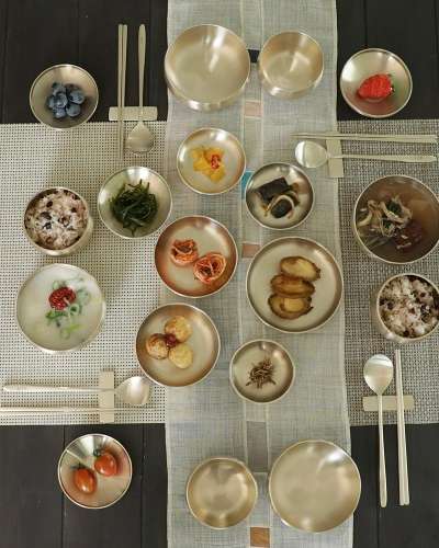 Myeongseong Yugi Gogung 4-Person Bansang Engagement Gift Set