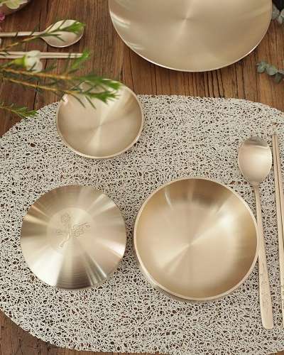 Myeongseong Yugi Bangjja Plum Blossom Single-Serving Mandarin Duck Set