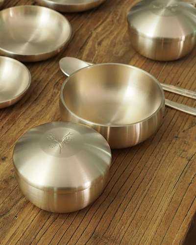 Myeongseong Yugi Bangjja Plum Blossom Grain Bowl with Stand Set
