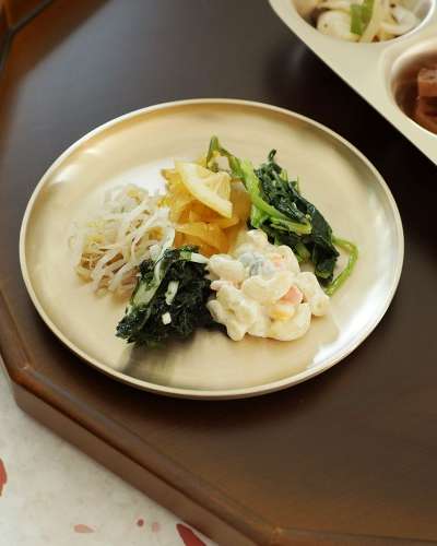 Myeongseong Yugi Moon Plate