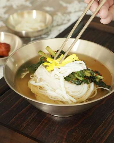 Myeongseong Yugi Triangular Noodle Bowl Rice Bowl