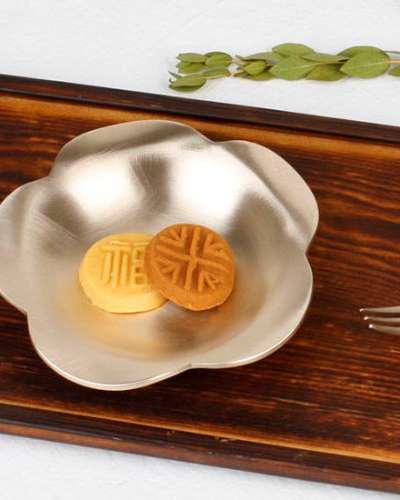 [Myeongseong Yugi] Gaon Flower Petal Banchan Dish Medium (Lid Excluded)