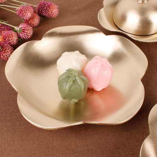 Myeongseong Yugi Gaon Flower Petal Cold Dish Large (Lid Excluded)