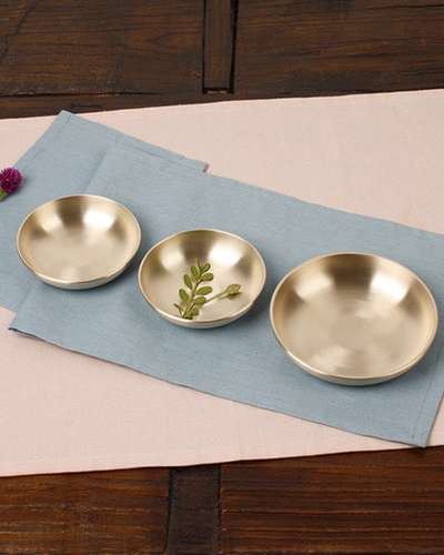 Myungseong Yugi Medium Banchan 3-Piece Set Brass Bowls