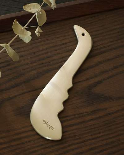 Myeongseong Yugi Bangja S Acupressure Gua Sha Massager