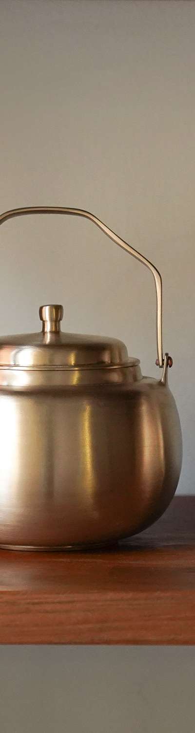 Nottdam Bangja Yugi Ceremonial Brass Kettle (Small)
