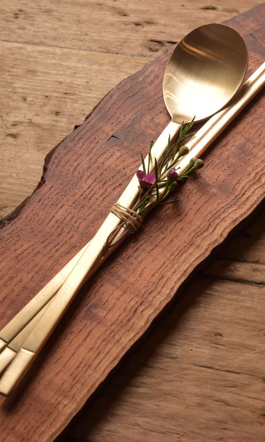 Bangjja Yugi Two-Tone Spoon and Chopsticks Set