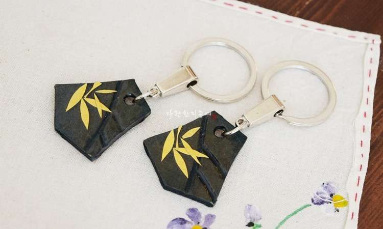Ten-Ri Bamboo Forest Bamboo Gate Keyring