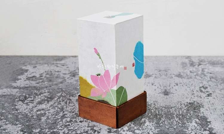 Lotus Korean Paper Lantern (Mini) 3
