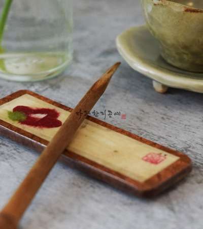 Floral Pattern Spoon Rest