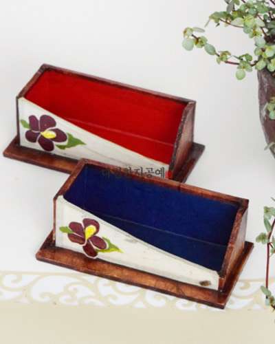 Mugunghwa Business Card Holder